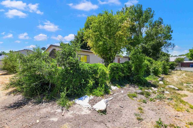 1107 Lake Lowell Avenue, Nampa, ID 83686