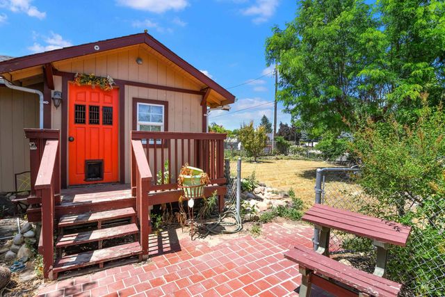 1107 Lake Lowell Avenue, Nampa, ID 83686