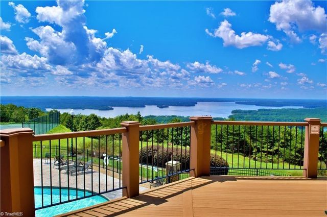 618 Rocky Cove Lane, Denton, NC 27239