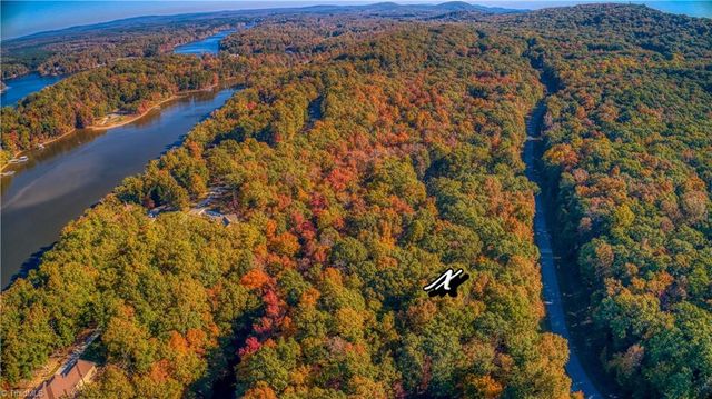 618 Rocky Cove Lane, Denton, NC 27239