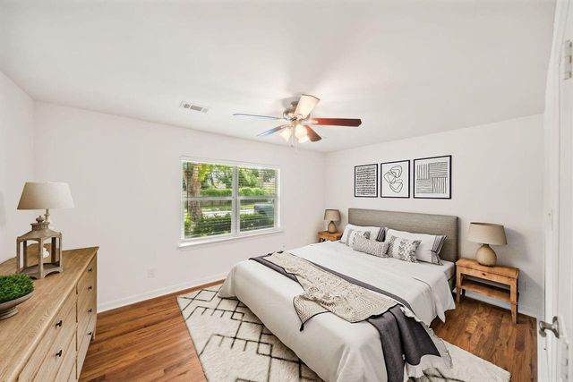 1526 Du Barry Lane, Houston, TX 77018