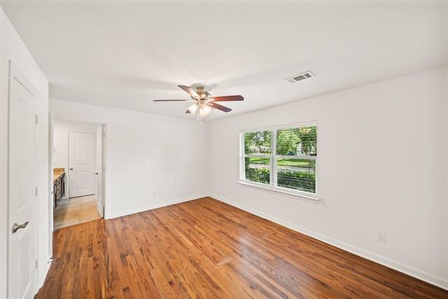 1526 Du Barry Lane, Houston, TX 77018