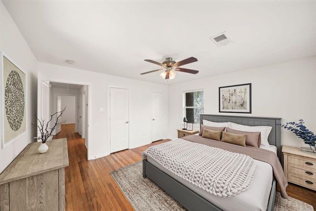 1526 Du Barry Lane, Houston, TX 77018