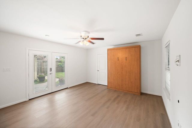 1526 Du Barry Lane, Houston, TX 77018