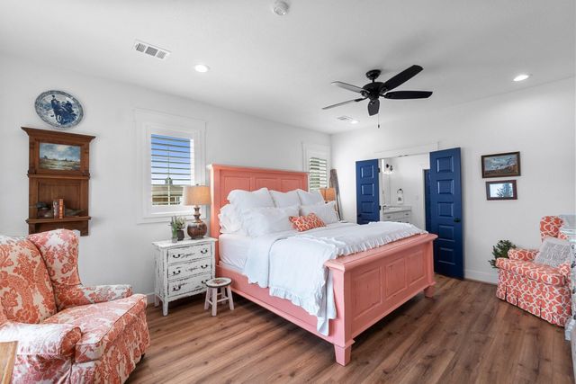 290 Indian Falls Lane, Livingston, TX 77351