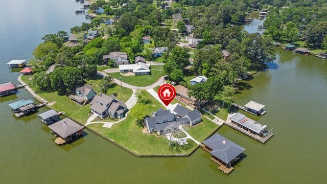 290 Indian Falls Lane, Livingston, TX 77351