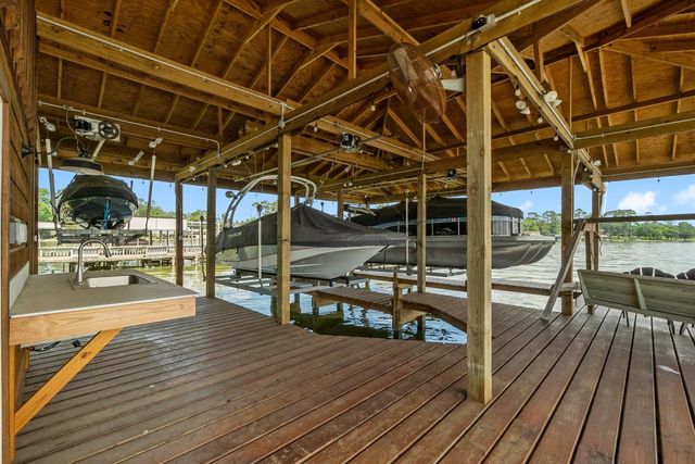 290 Indian Falls Lane, Livingston, TX 77351