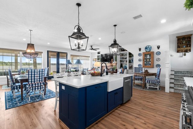 290 Indian Falls Lane, Livingston, TX 77351