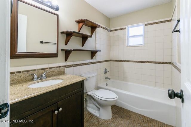 3848 BARKDALE Court, Jacksonville, FL 32277