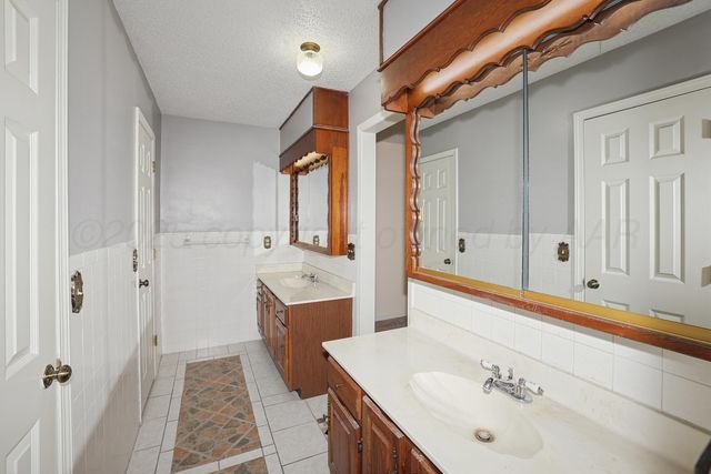 7906 Merchant Drive, Amarillo, TX 79121