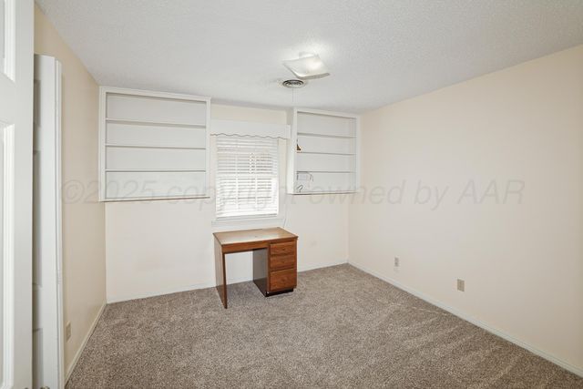 7906 Merchant Drive, Amarillo, TX 79121