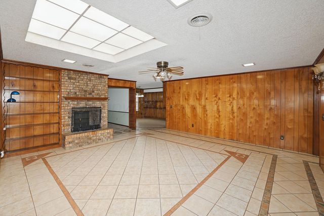 7906 Merchant Drive, Amarillo, TX 79121