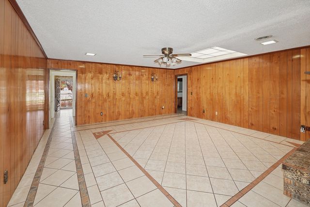 7906 Merchant Drive, Amarillo, TX 79121