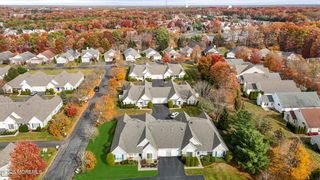 45 Deer Chase Lane, Lakewood, NJ 08701