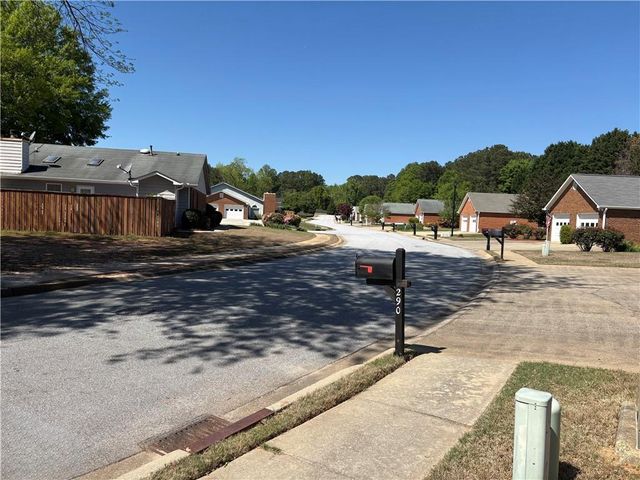 300 Wilbanks Drive, Fayetteville, GA 30215