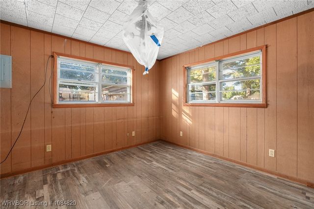 275 N Wood Street, Magazine, AR 72943