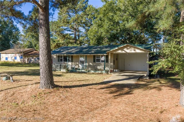 275 N Wood Street, Magazine, AR 72943