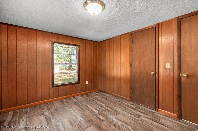 275 N Wood Street, Magazine, AR 72943