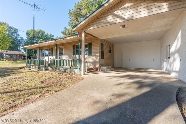 275 N Wood Street, Magazine, AR 72943