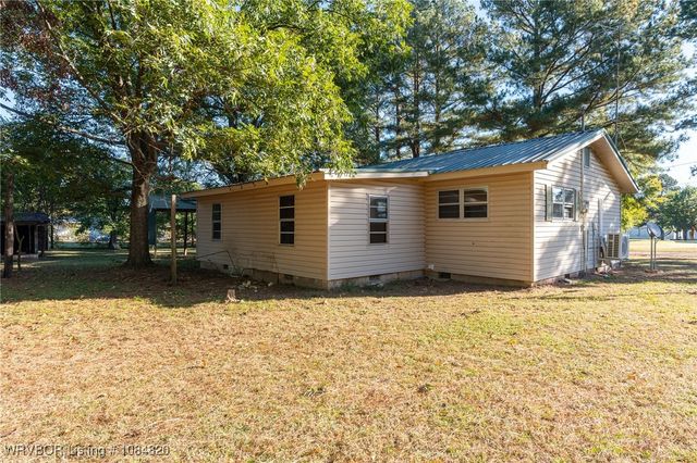 275 N Wood Street, Magazine, AR 72943