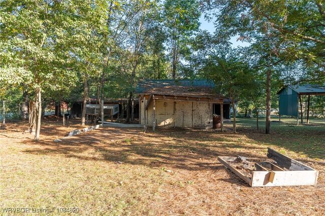 275 N Wood Street, Magazine, AR 72943