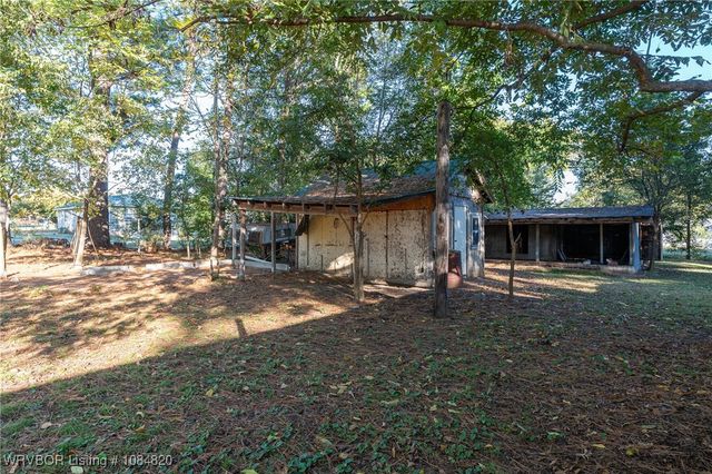 275 N Wood Street, Magazine, AR 72943