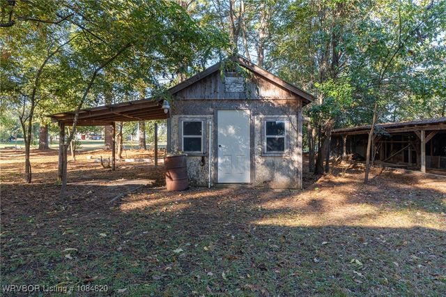 275 N Wood Street, Magazine, AR 72943