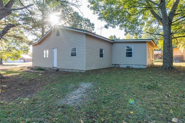 275 N Wood Street, Magazine, AR 72943