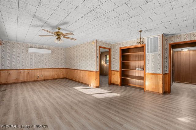 275 N Wood Street, Magazine, AR 72943