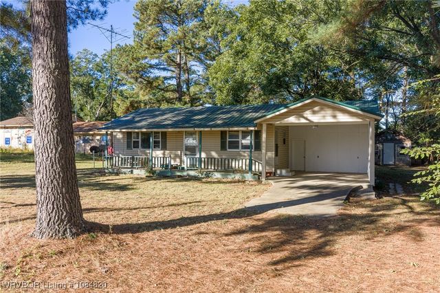 275 N Wood Street, Magazine, AR 72943