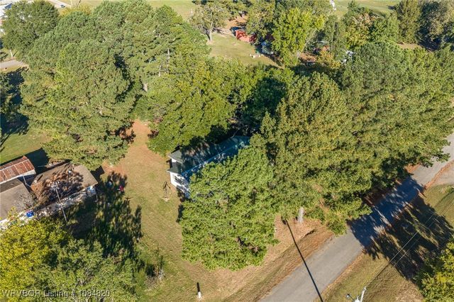 275 N Wood Street, Magazine, AR 72943