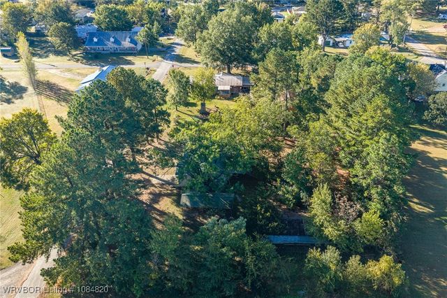 275 N Wood Street, Magazine, AR 72943