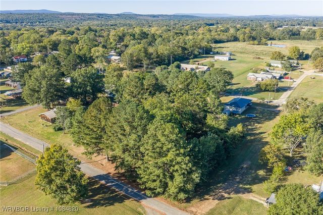 275 N Wood Street, Magazine, AR 72943