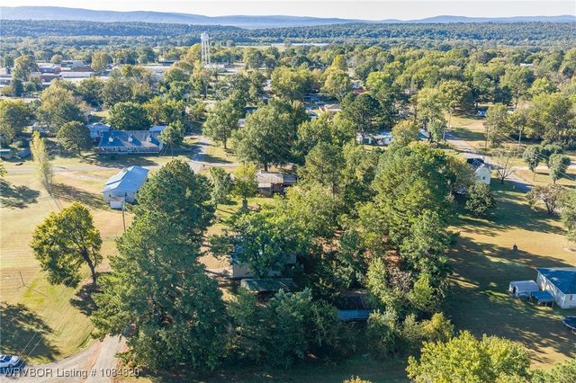 275 N Wood Street, Magazine, AR 72943