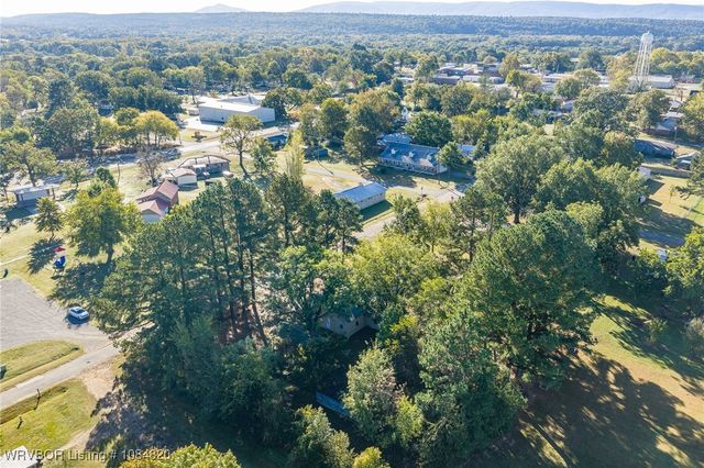 275 N Wood Street, Magazine, AR 72943