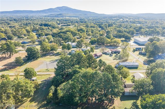 275 N Wood Street, Magazine, AR 72943