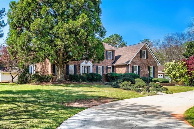 2405 Old Salem Road SE, Conyers, GA 30013