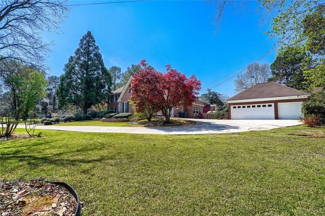 2405 Old Salem Road SE, Conyers, GA 30013