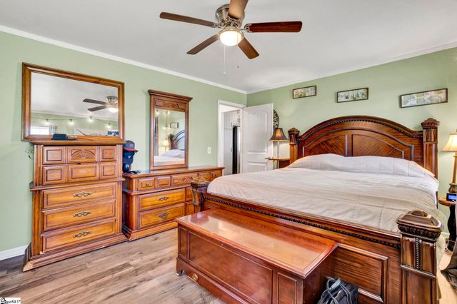 915 Brentwood Way, Simpsonville, SC 29680