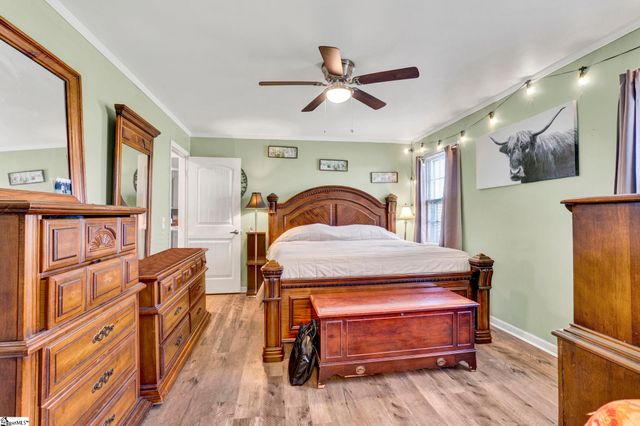 915 Brentwood Way, Simpsonville, SC 29680