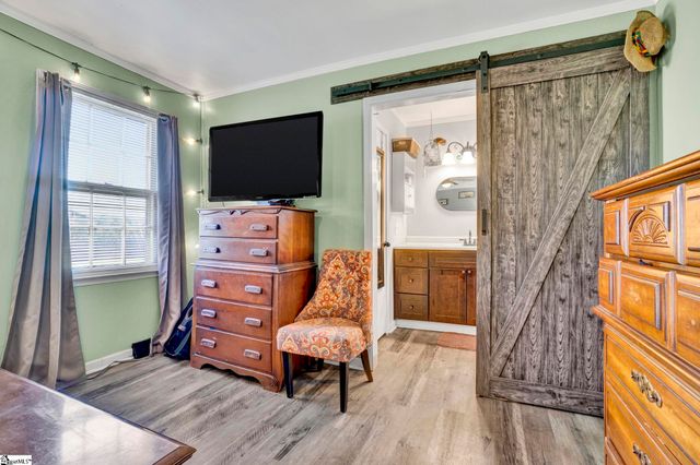 915 Brentwood Way, Simpsonville, SC 29680