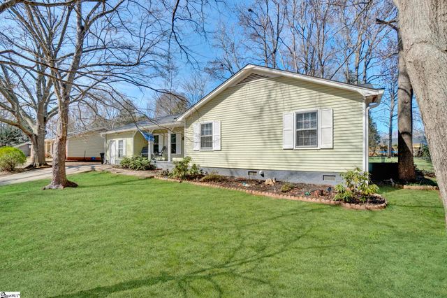 915 Brentwood Way, Simpsonville, SC 29680