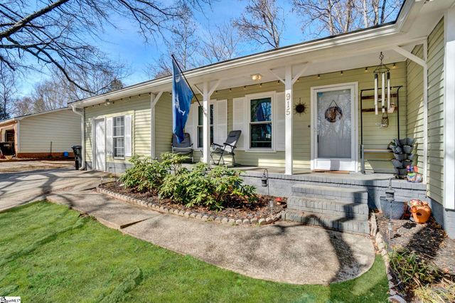 915 Brentwood Way, Simpsonville, SC 29680