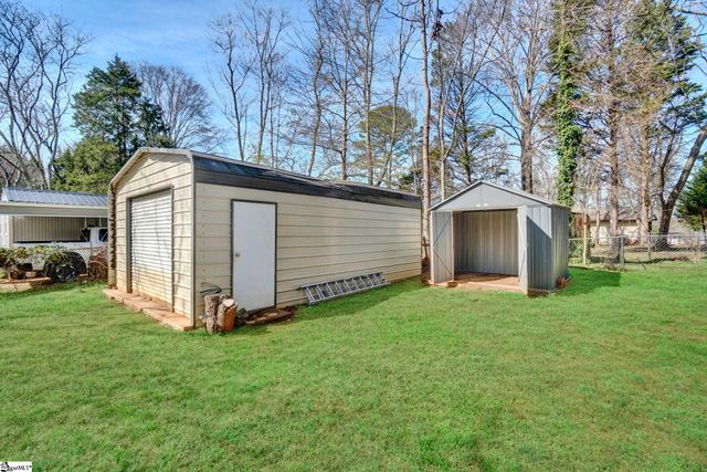 915 Brentwood Way, Simpsonville, SC 29680