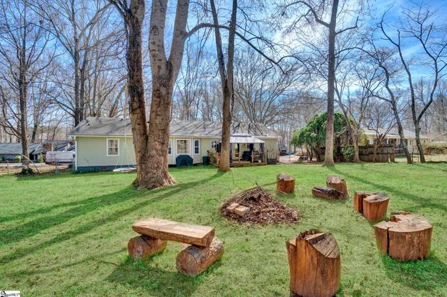 915 Brentwood Way, Simpsonville, SC 29680