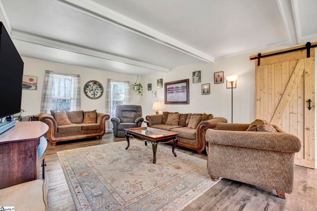 915 Brentwood Way, Simpsonville, SC 29680