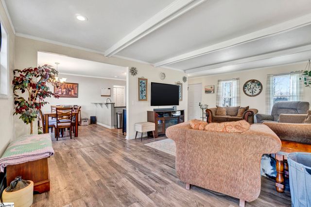 915 Brentwood Way, Simpsonville, SC 29680