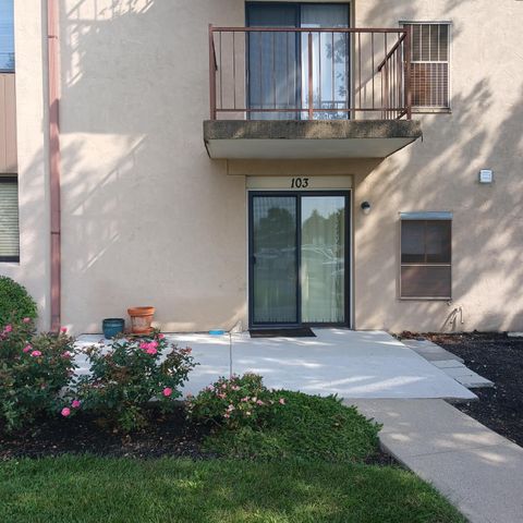 5885 Beechcroft Road, 103, Columbus, OH 43229