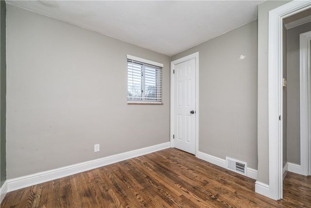 113 Mcginley Dr, Shaler, PA 15116