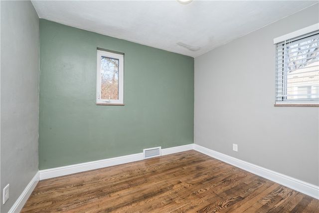 113 Mcginley Dr, Shaler, PA 15116